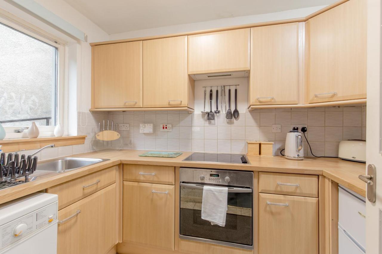 Apartamento Joivy Chic 2Br Apt At The Heart Of The Royal Mile Edimburgo Exterior foto